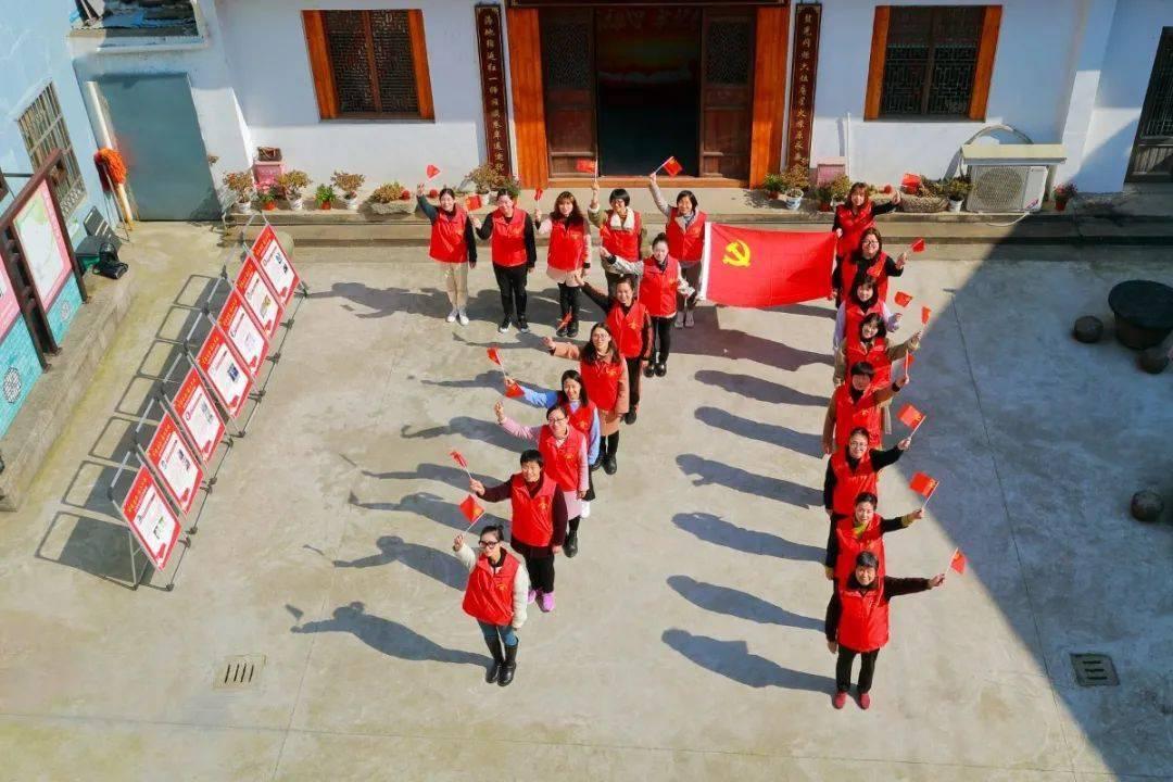 这是警察
